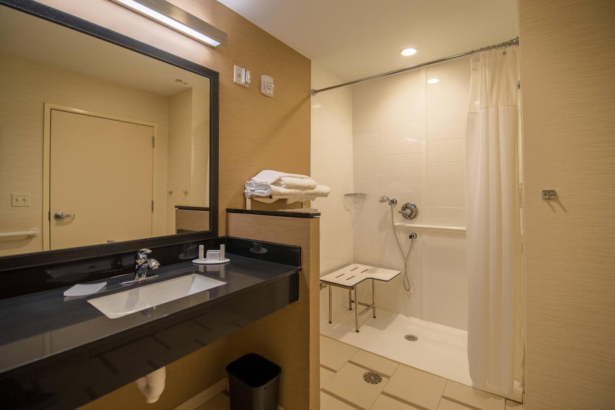 Fairfield Inn & Suites By Marriott Provo אורם מראה חיצוני תמונה